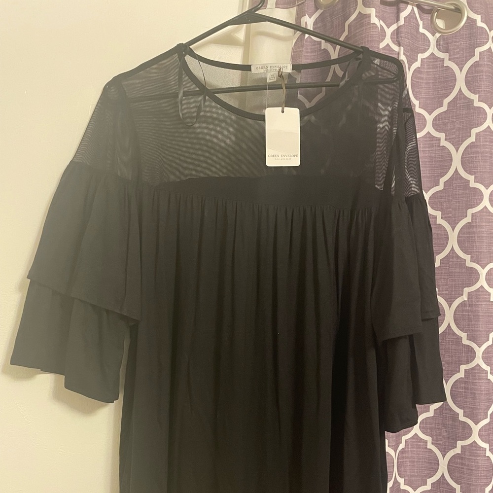 NWT Green envelope ,size 2x